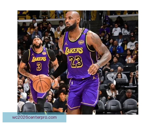 詹姆斯创历史新纪录 勇士迎战湖人大战引发关注 NBA季后赛前景愈加扑朔迷离